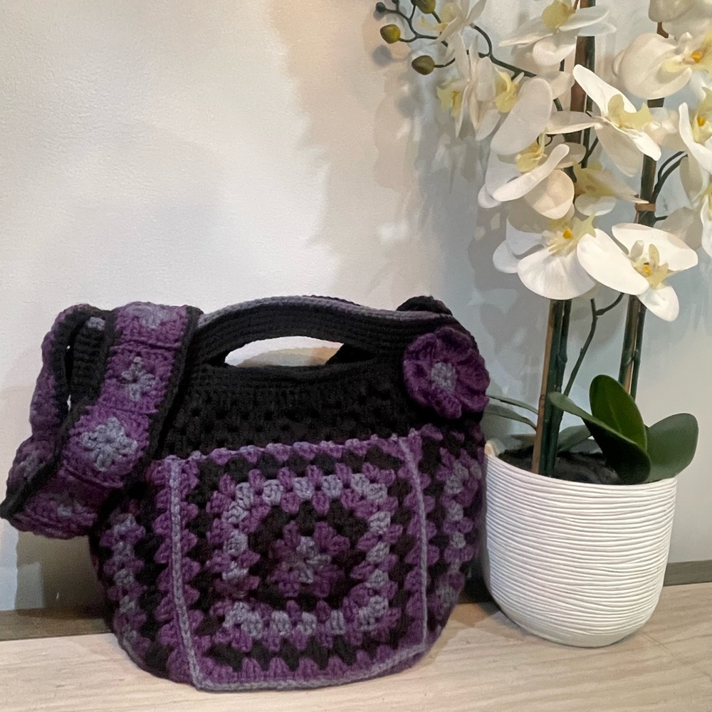 Handmade Crochet Convertible Shoulder Handbag